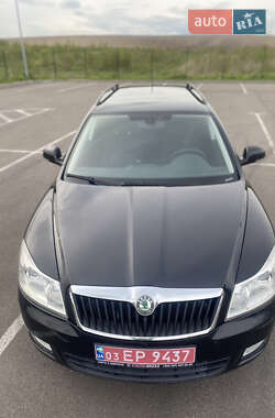 Универсал Skoda Octavia 2012 в 