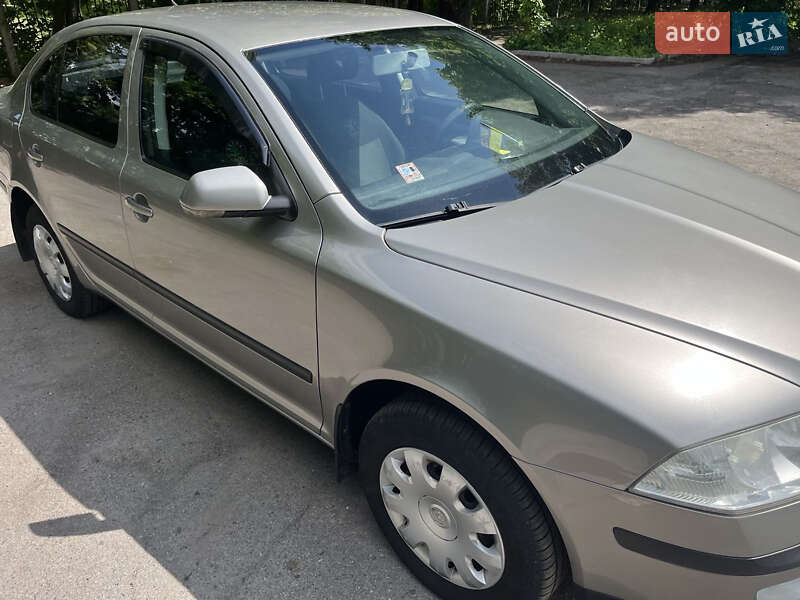 Лифтбек Skoda Octavia 2008 в Виннице