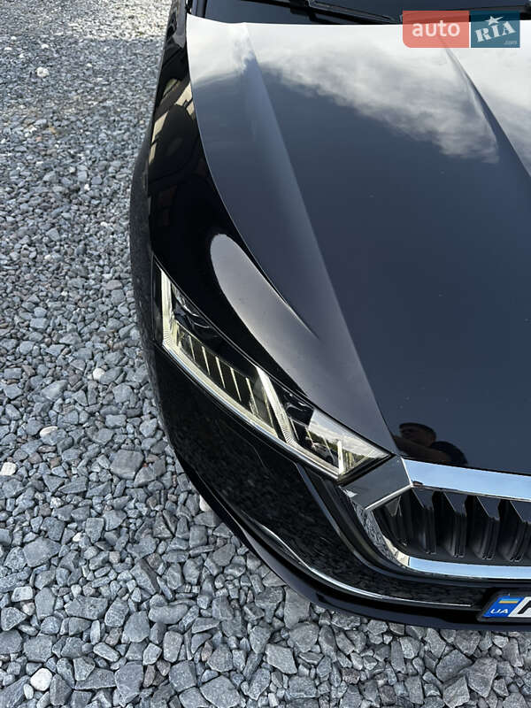 Универсал Skoda Octavia 2021 в Львове