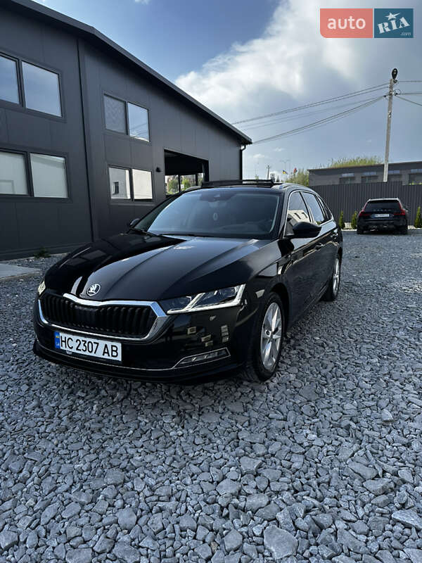 Универсал Skoda Octavia 2021 в Львове