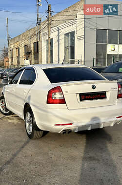 Универсал Skoda Octavia 2010 в 