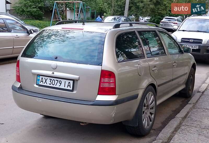 Универсал Skoda Octavia 2004 в Трускавце