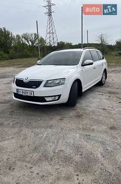 Универсал Skoda Octavia 2014 в Онуфриевке