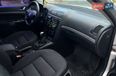 Ліфтбек Skoda Octavia 2005 в 