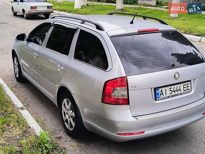 Универсал Skoda Octavia 2010 в Сквире