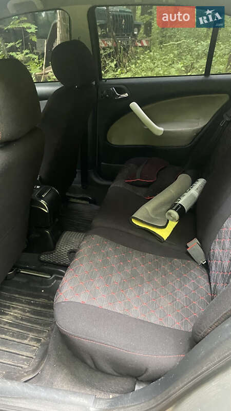 Ліфтбек Skoda Octavia 2006 в Черкасах