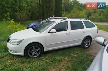 Универсал Skoda Octavia 2012 в Ровно
