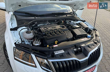Универсал Skoda Octavia 2019 в 