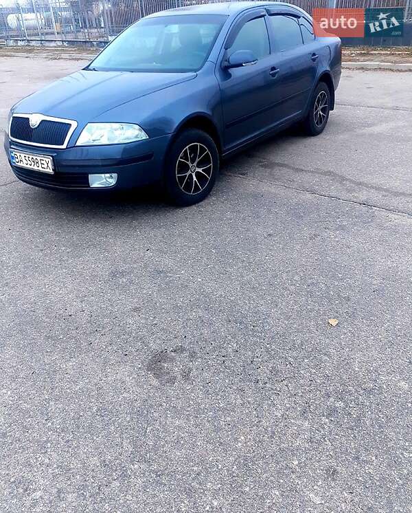 Лифтбек Skoda Octavia 2006 в Кропивницком