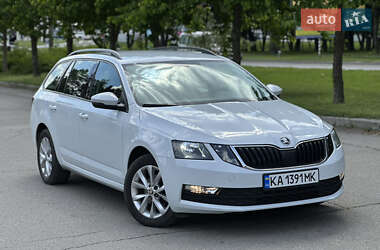Универсал Skoda Octavia 2019 в Умани