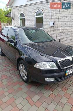 Лифтбек Skoda Octavia 2008 в 