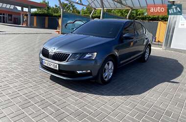 Лифтбек Skoda Octavia 2017 в Днепре