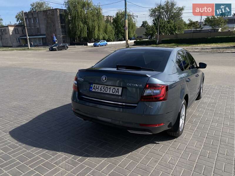 Лифтбек Skoda Octavia 2017 в Днепре