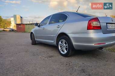 Лифтбек Skoda Octavia 2011 в 