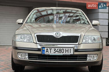 Лифтбек Skoda Octavia 2005 в 