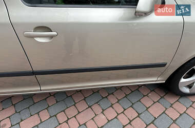 Лифтбек Skoda Octavia 2005 в 