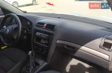 Ліфтбек Skoda Octavia 2005 в 