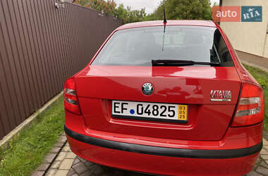 Лифтбек Skoda Octavia 2008 в 