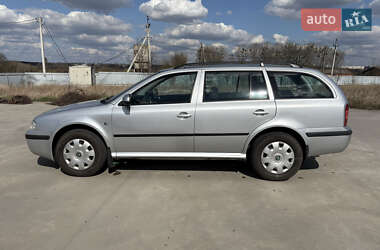 Универсал Skoda Octavia 2009 в 