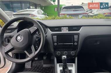 Лифтбек Skoda Octavia 2016 в 