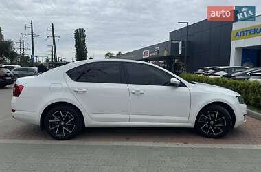 Лифтбек Skoda Octavia 2016 в 
