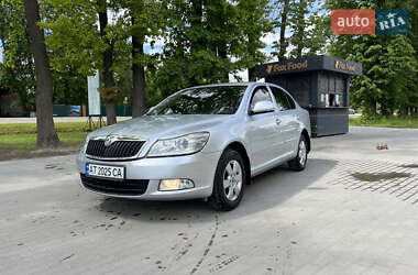 Лифтбек Skoda Octavia 2009 в 