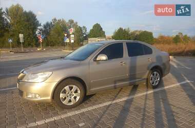 Лифтбек Skoda Octavia 2011 в 