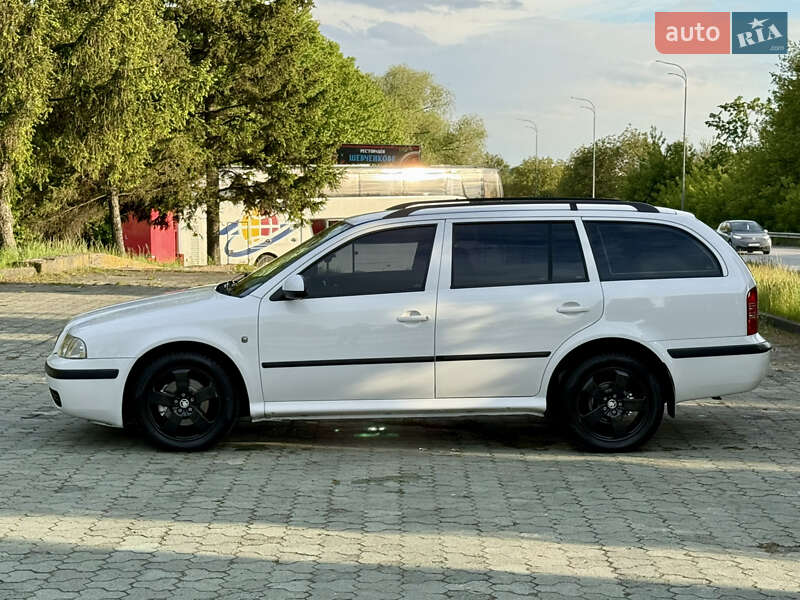 Універсал Skoda Octavia 2010 в Дубні
