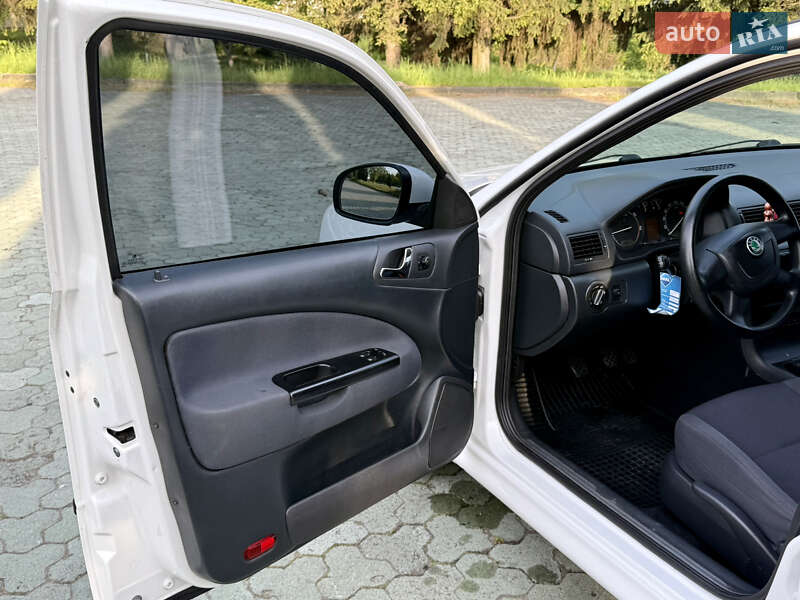 Універсал Skoda Octavia 2010 в Дубні