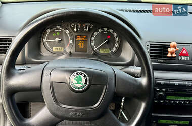 Универсал Skoda Octavia 2010 в 