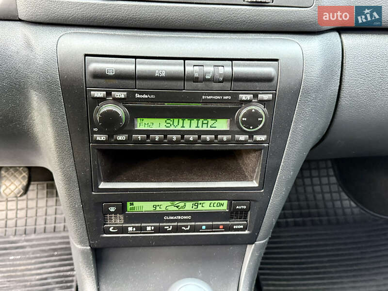 Універсал Skoda Octavia 2010 в Дубні