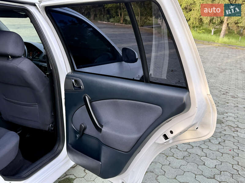 Універсал Skoda Octavia 2010 в Дубні