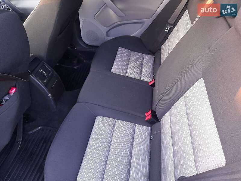 Універсал Skoda Octavia 2011 в Івано-Франківську фото 8 Універсал Skoda Octavia 2011 в Івано-Франківську