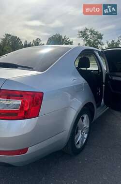 Ліфтбек Skoda Octavia 2014 в 