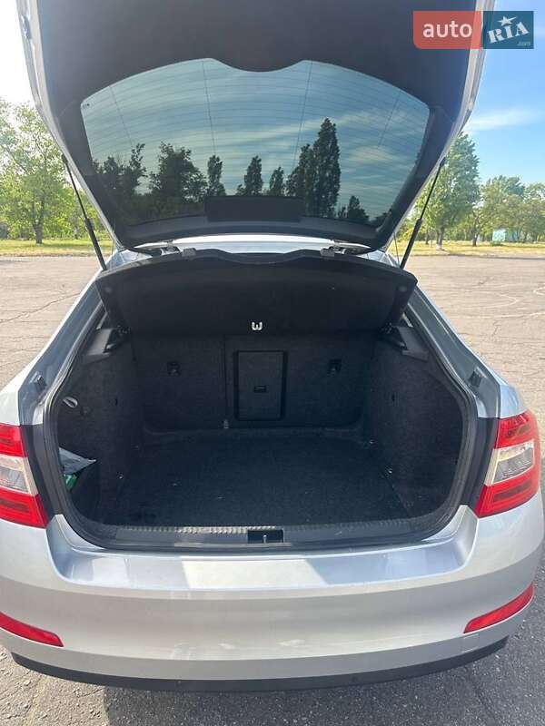 Лифтбек Skoda Octavia 2014 в Каменском
