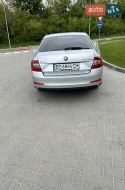 Лифтбек Skoda Octavia 2015 в 