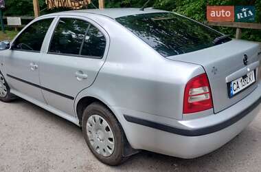 Лифтбек Skoda Octavia 2008 в 