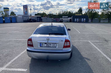 Лифтбек Skoda Octavia 2008 в 