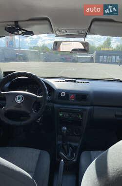 Лифтбек Skoda Octavia 2008 в 
