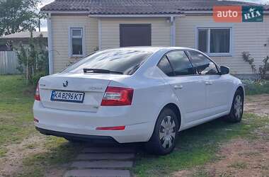 Лифтбек Skoda Octavia 2013 в 