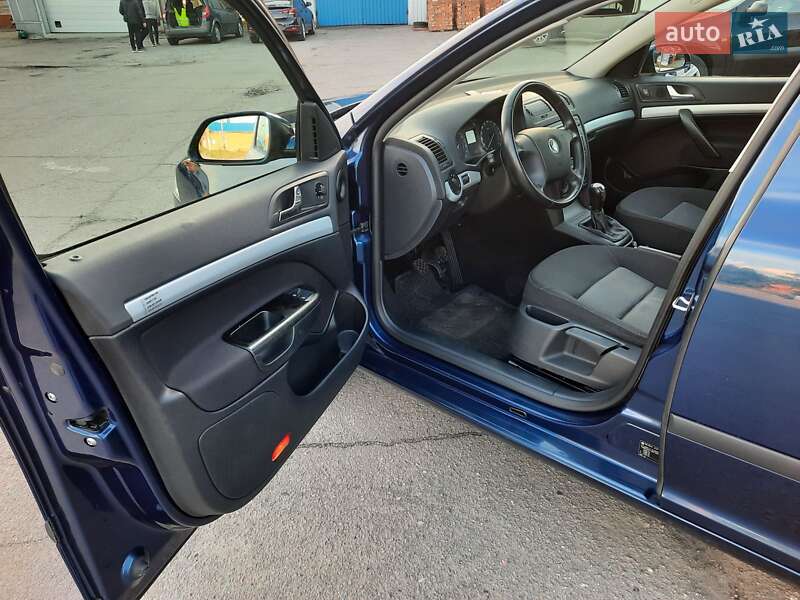 Универсал Skoda Octavia 2007 в Полтаве