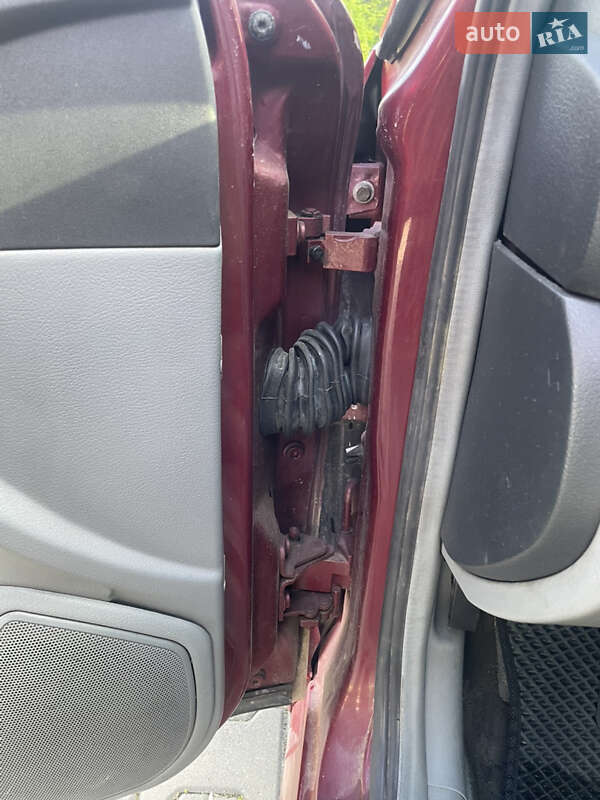 Лифтбек Skoda Octavia 1998 в Ужгороде