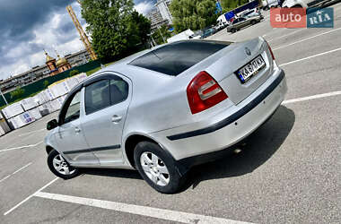 Лифтбек Skoda Octavia 2006 в 
