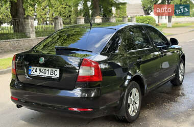 Ліфтбек Skoda Octavia 2010 в 
