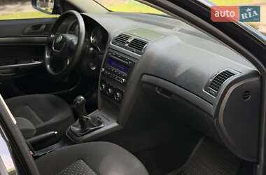Ліфтбек Skoda Octavia 2010 в 