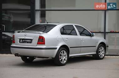 Лифтбек Skoda Octavia 2006 в 