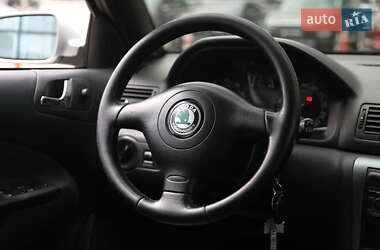 Лифтбек Skoda Octavia 2006 в 