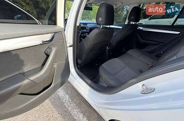 Ліфтбек Skoda Octavia 2016 в 
