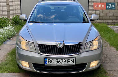 Універсал Skoda Octavia 2009 в 
