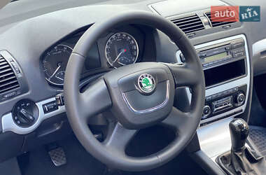 Універсал Skoda Octavia 2009 в 
